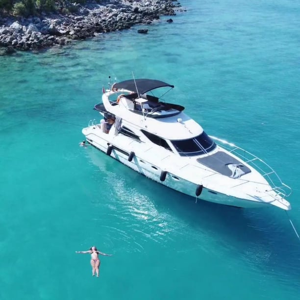Kemer Motor Yacht  6 berths 10 guests 13.4 m Listing Number: #25376 2