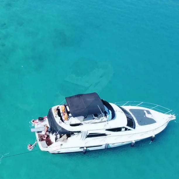 Kemer Motor Yacht  6 berths 10 guests 13.4 m Listing Number: #25376 5