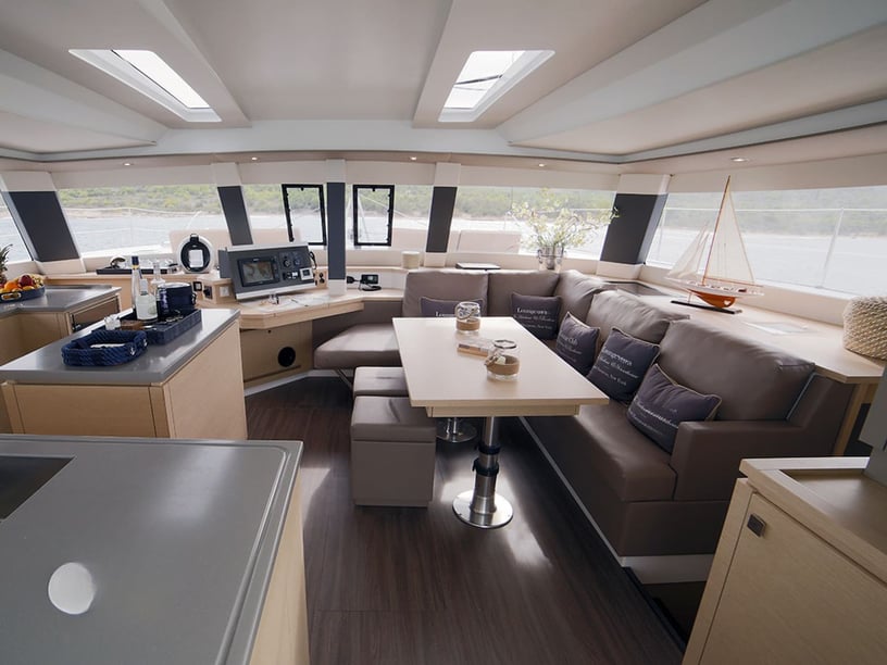 Nea Peramos - Attica Catamaran 5 cabin 13 berths 13 guests 14.98 m Listing Number: #25399 2