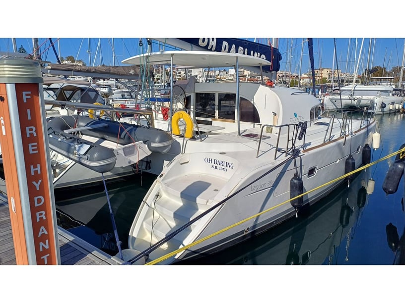 Palairos Catamaran 4 cabin 10 berths 10 guests 11.55 m Listing Number: #2540