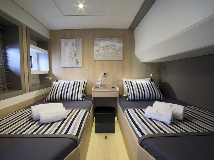 Nea Peramos - Attica Catamaran 5 cabin 12 berths 12 guests 16.8 m Listing Number: #25404 3