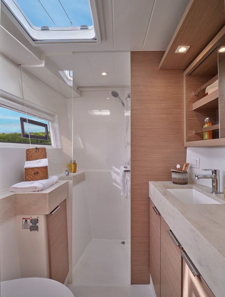 Sant Antoni de Portmany Katamaran 4 Kabine 10 Liegeplätze 10 Gäste 11.74 m Nummer des Inserats: #25411 4