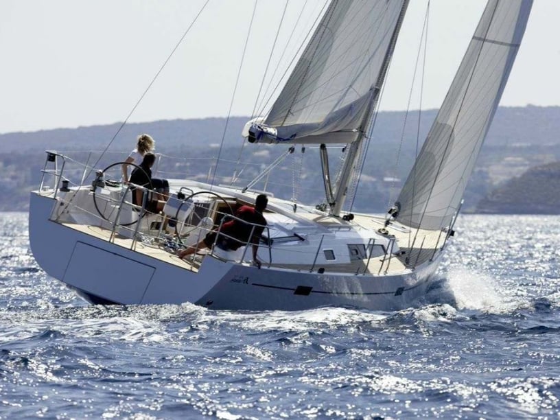 Heraklion Barca a vela cabina 3  cuccette 8  8  ospiti 14.19 m Numero dell'inserzione: #25417 5