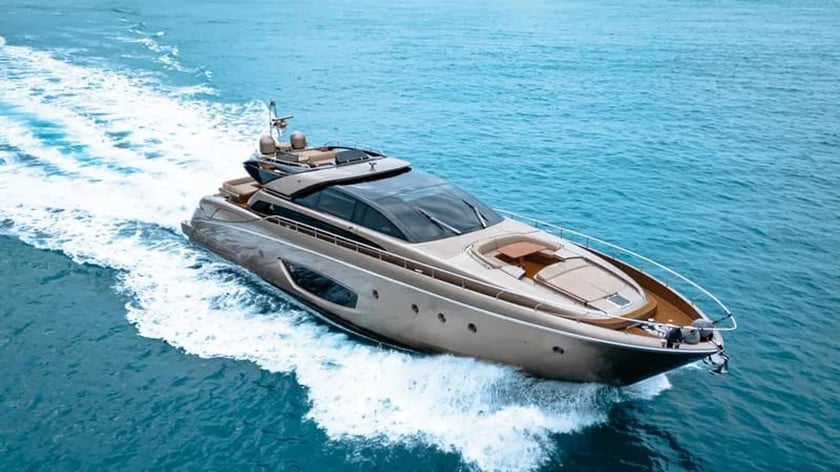 Bodrum Motoryat 4 kabin Konaklama 8 kişi Seyir 10 kişi 26.8 m İlan No: #25420 3
