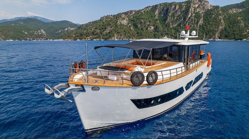 Fethiye Yate a motor Cabina 3  8  literas 8  invitados 21.5 m Número de anuncio: #25446