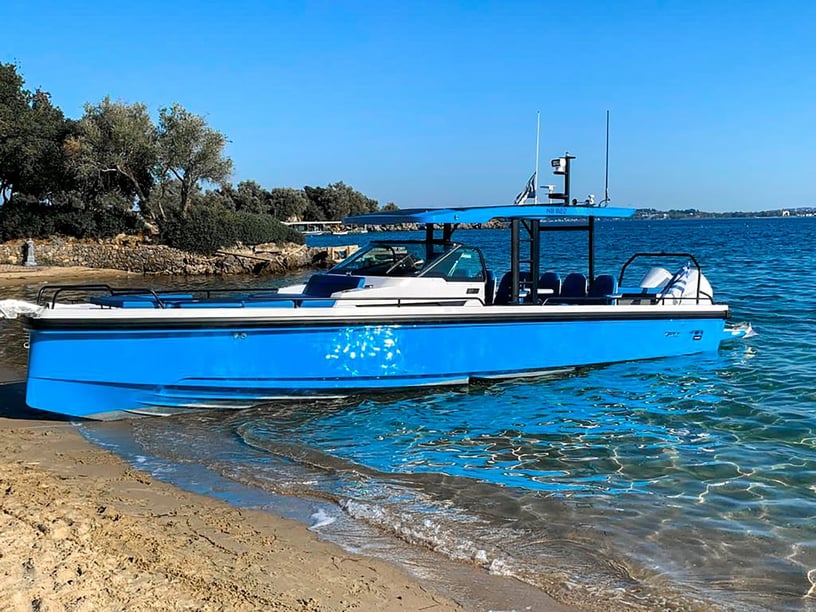 Gouvia Motorboot 1 Kabine 2 Liegeplätze 10 Gäste 11.6 m Nummer des Inserats: #25454 2