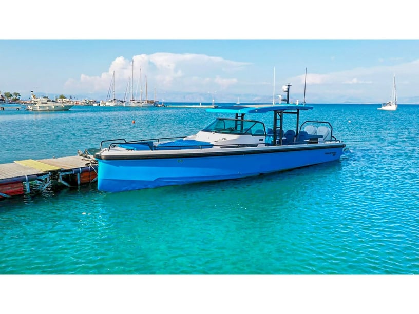 Gouvia Motorboot 1 Kabine 2 Liegeplätze 10 Gäste 11.6 m Nummer des Inserats: #25454