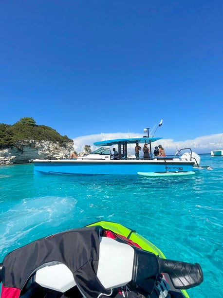 Gouvia Motorboot 1 Kabine 2 Liegeplätze 10 Gäste 11.6 m Nummer des Inserats: #25454 4