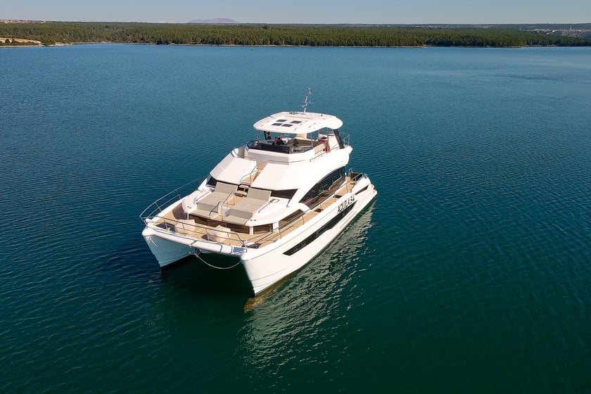 Zaton Sibenski Catamaran Cabine 4  8  slaapplaatsen 30  gasten 16.5 m Lijstnummer: #25461