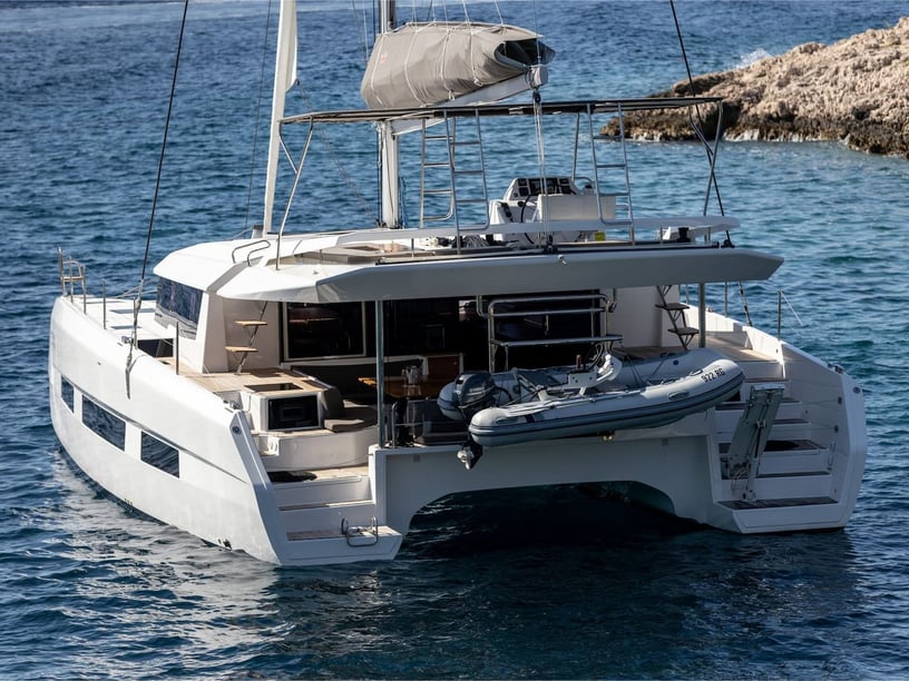 Palermo Catamaran 5 cabin 10 berths 10 guests 14.6 m Listing Number: #25474
