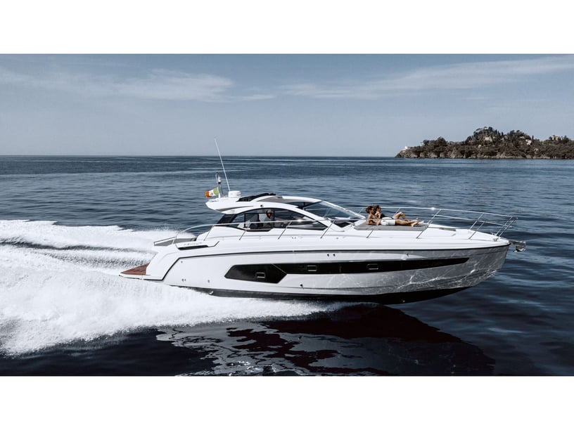 Castellammare di Stabia Motorboat 2 cabin 5 berths 12 guests 14.61 m Listing Number: #25512