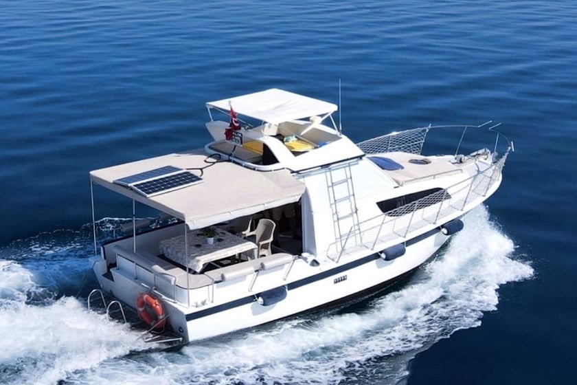 Ayvalik Motorjacht   9  gasten 10 m Lijstnummer: #25516 3