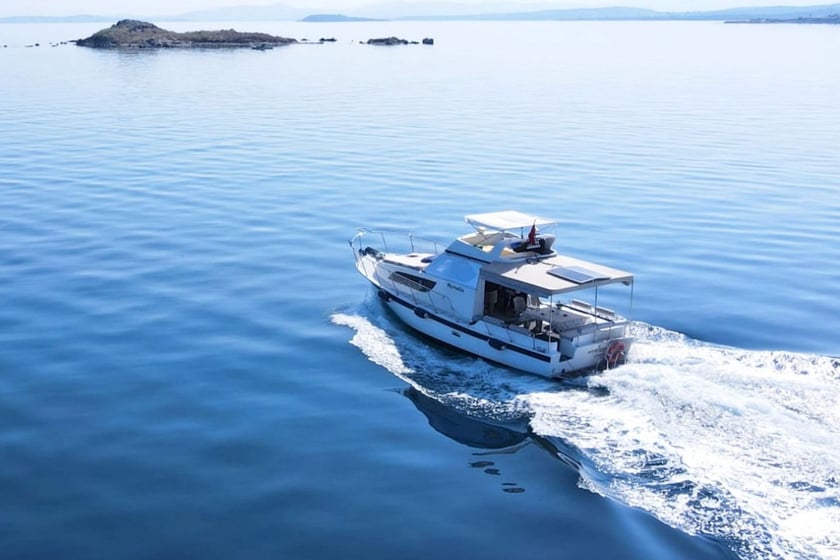 Ayvalik Motorjacht   9  gasten 10 m Lijstnummer: #25516
