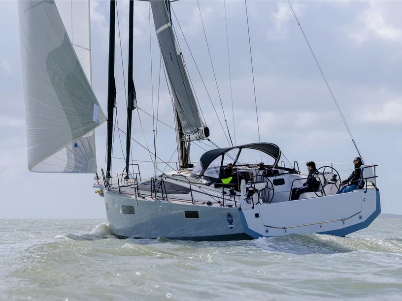 La Rochelle Yelkenli 3 kabin Konaklama 6 kişi Seyir 6 kişi 13.3 m İlan No: #25517 5