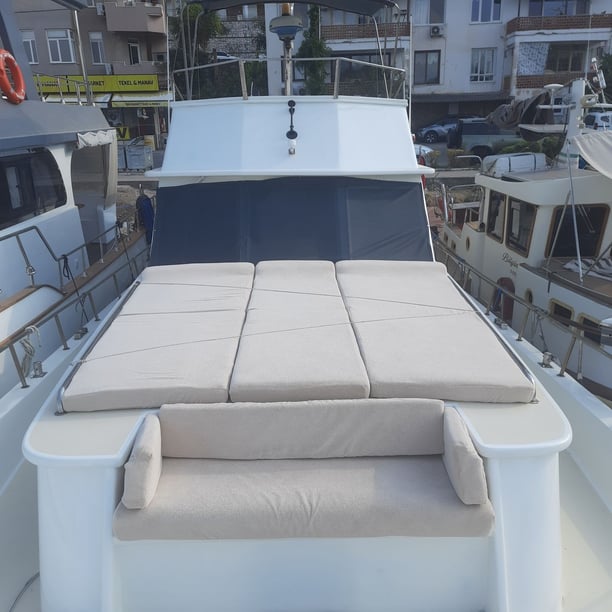 Fethiye Motor Yacht  2 berths 10 guests 14 m Listing Number: #25532 2