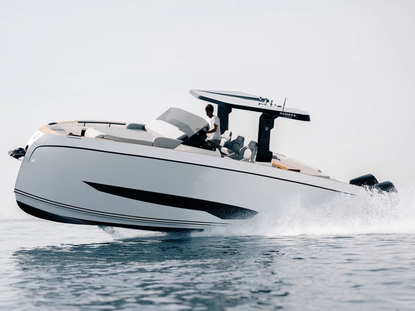 Palma de Mallorca Motorboat 2 cabin 4 berths 12 guests 10.4 m Listing Number: #25534