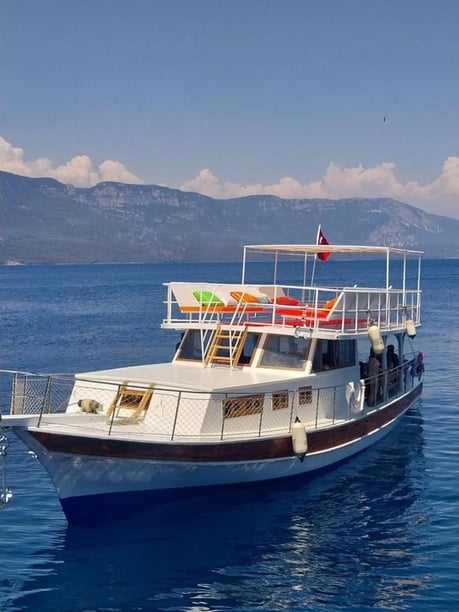 Akyaka Gulet   Invités 35  18 m Numéro de l'annonce: #25535 2