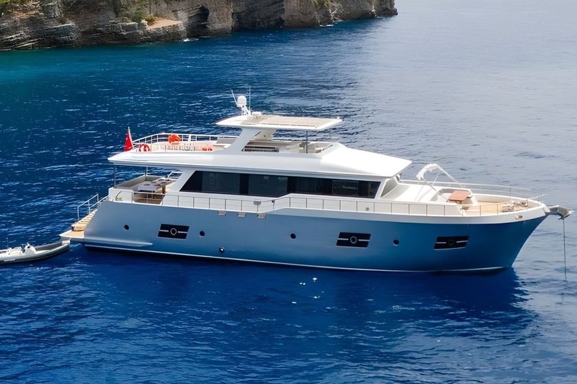 Göcek Motoryacht 4 Kabine 9 Liegeplätze 13 Gäste 27 m Nummer des Inserats: #25540