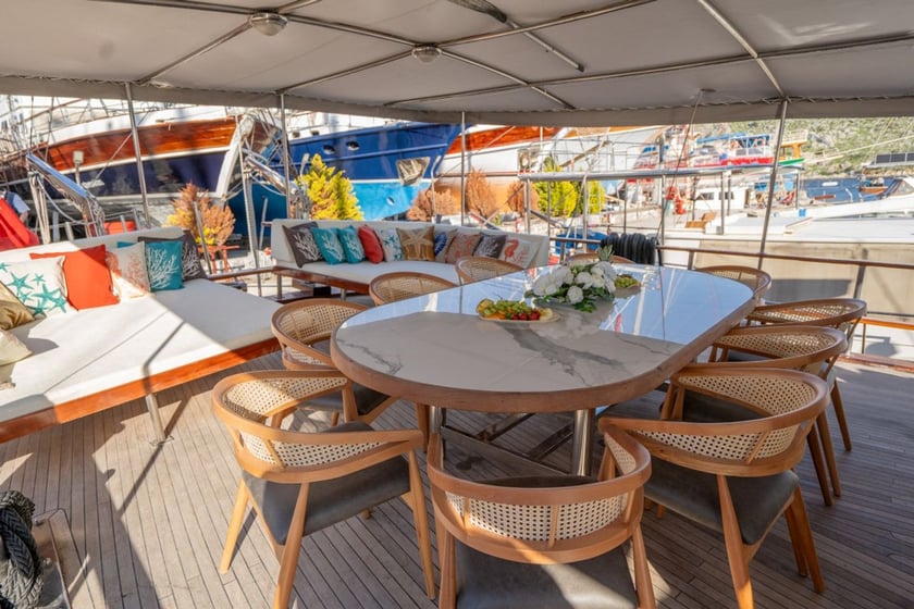 Marmaris Gulet Cabine 5  Couchettes 10  Invités 10  29 m Numéro de l'annonce: #25558 3
