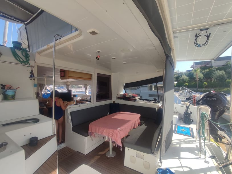 Didim Catamaran Cabine 4  8  slaapplaatsen 8  gasten 11.45 m Lijstnummer: #25592 2