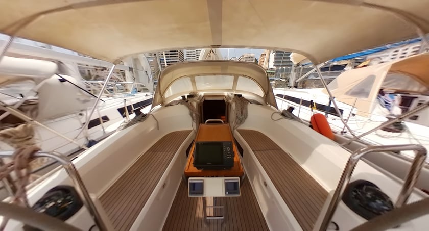 Palma de Mallorca Zeilboot Cabine 3  6  slaapplaatsen 6  gasten 12.35 m Lijstnummer: #256 5