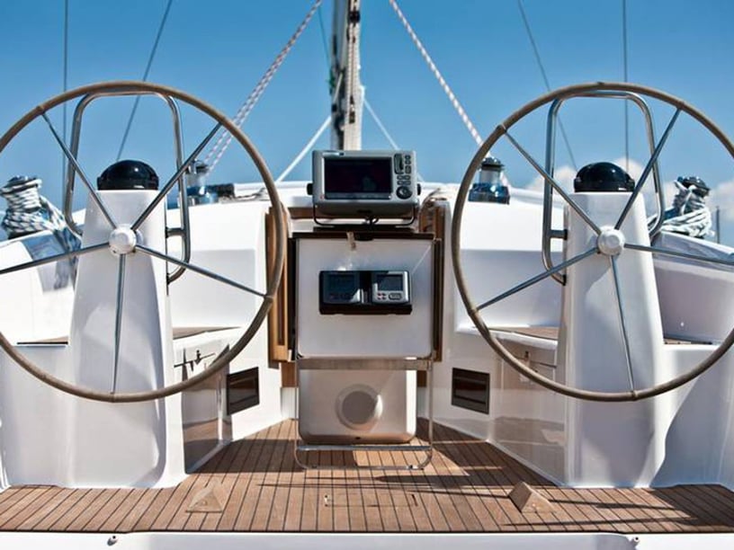 Palma de Mallorca Sailboat 3 cabin 6 berths 6 guests 12.35 m Listing Number: #256 5