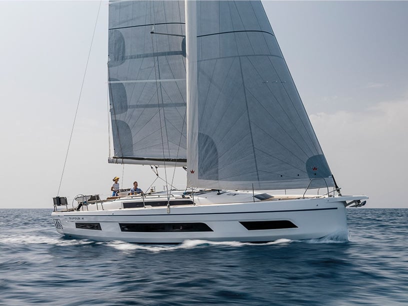 Palermo Segelboot 3 Kabine 6 Liegeplätze 6 Gäste 12.75 m Nummer des Inserats: #25604