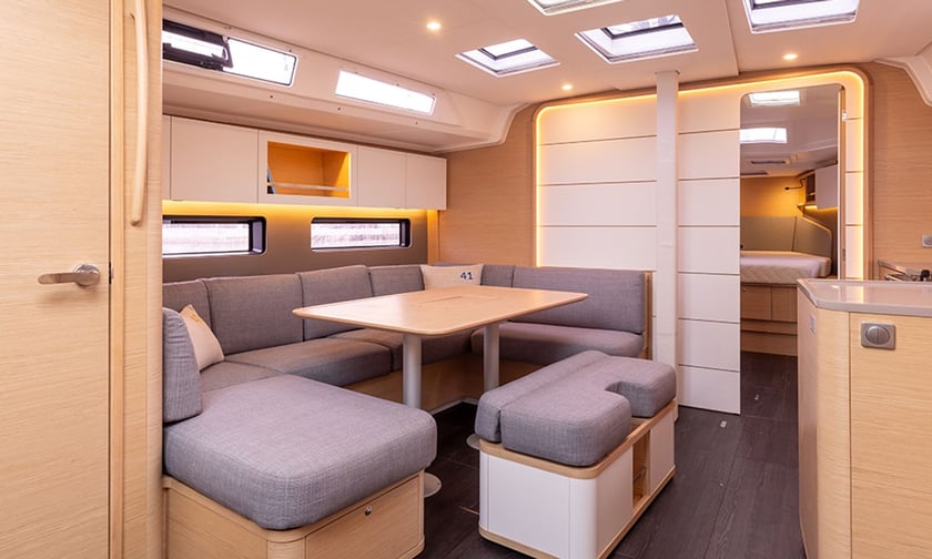 Palermo Segelboot 3 Kabine 6 Liegeplätze 6 Gäste 12.75 m Nummer des Inserats: #25604 5