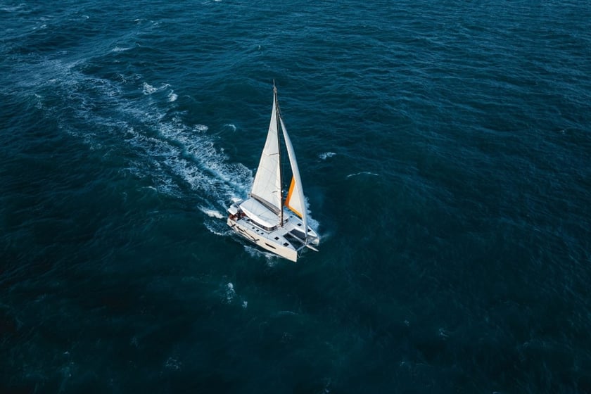 Dubrovnik Catamaran 6 cabin 8 berths 12 guests 12.99 m Listing Number: #25608 5