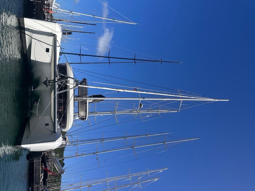 Marigot, Saint Martin Catamarano cabina 5  cuccette 10  10  ospiti 16.9 m Numero dell'inserzione: #25612 4