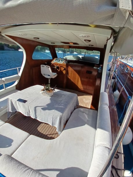 Göcek Motoryat 1 kabin Konaklama 3 kişi Seyir 6 kişi 11 m İlan No: #25618 5