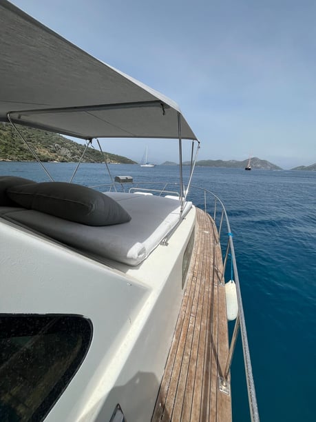 Göcek Motoryat 1 kabin Konaklama 3 kişi Seyir 6 kişi 11 m İlan No: #25618 4