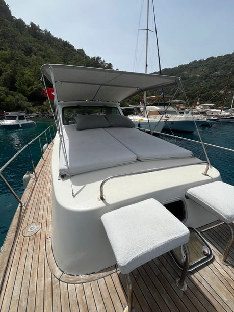 Göcek Motoryat 1 kabin Konaklama 3 kişi Seyir 6 kişi 11 m İlan No: #25618 3