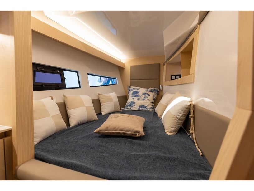 Paros Catamaran 2 cabin 4 berths 4 guests 12.49 m Listing Number: #25641 2