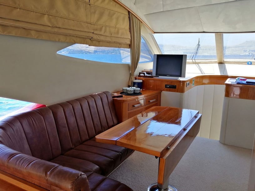 Bebek Yacht à moteur  Couchettes 10  Invités 10  22 m Numéro de l'annonce: #25655 4