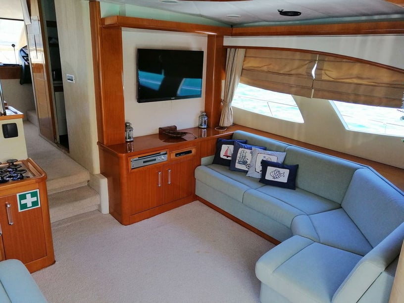 Bebek Yacht à moteur  Couchettes 10  Invités 10  22 m Numéro de l'annonce: #25655 5