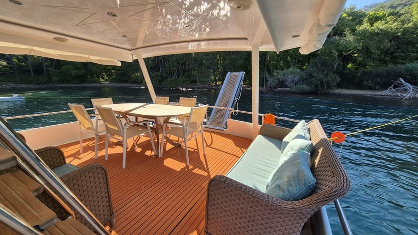 Selimiye Motoryat 3 kabin Konaklama 6 kişi Seyir 10 kişi 17 m İlan No: #25661 4