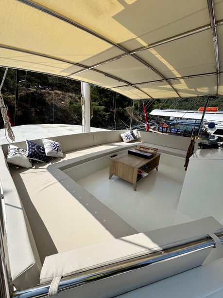 Gocek Gulet Cabine 6  Couchettes 12  Invités 12  23 m Numéro de l'annonce: #25664 4