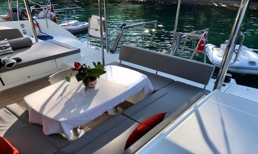 Bodrum Catamaran Cabine 3  6  slaapplaatsen 6  gasten 14 m Lijstnummer: #25666 5