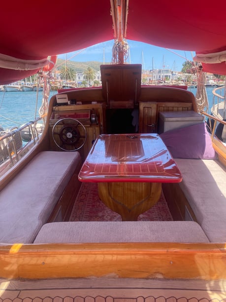 Bodrum Zeilboot  2  slaapplaatsen 4  gasten 11 m Lijstnummer: #25681 3