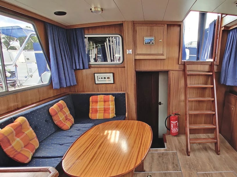 Rechlin Motorboot Cabine 3  6  slaapplaatsen 6  gasten 11.8 m Lijstnummer: #25697 2