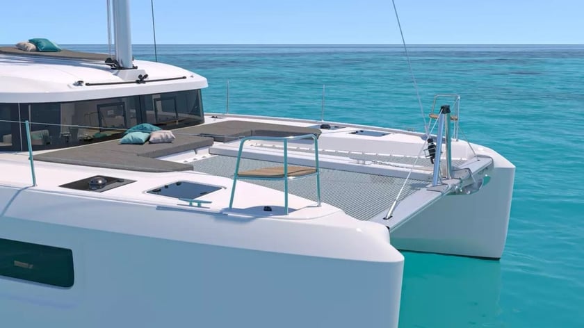 Portisco Catamaran 3 cabin 8 berths 8 guests 11.38 m Listing Number: #25702 3