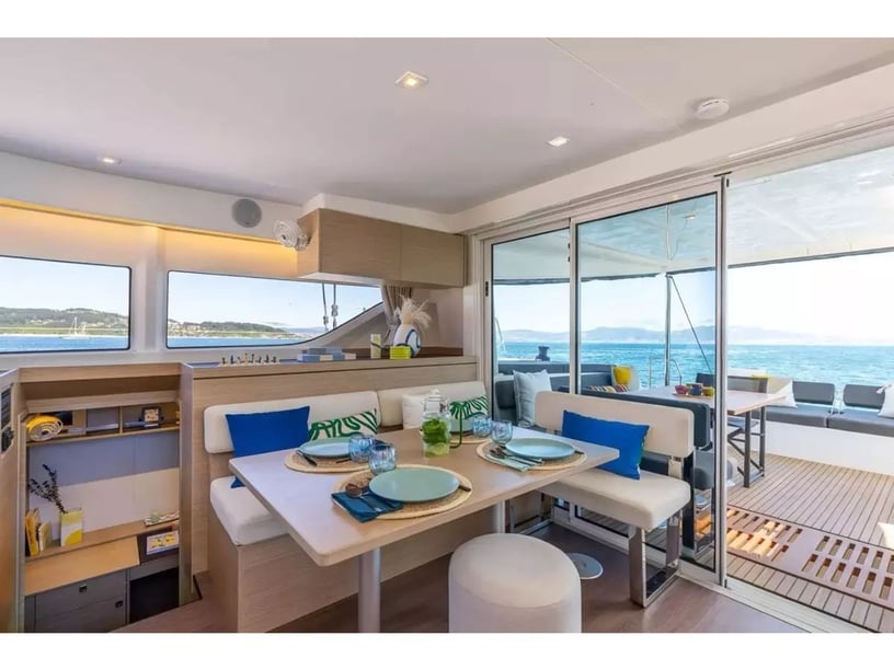 Portisco Katamaran 4 kabin Konaklama 12 kişi Seyir 12 kişi 13.85 m İlan No: #25703 2