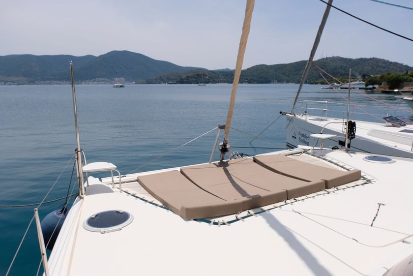 Fethiye Catamaran 6 cabin 10 berths 10 guests 11.95 m Listing Number: #25714 4