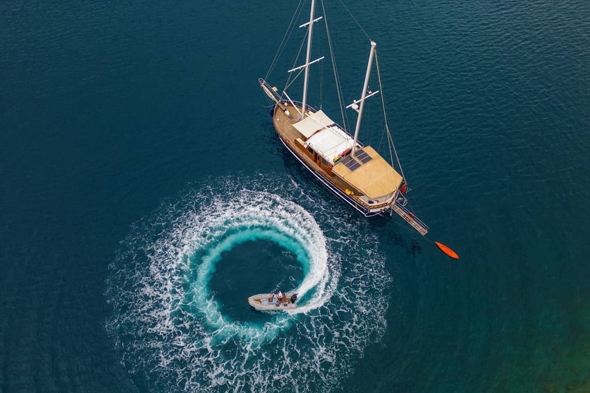 Marmaris Gulet 4 cabin 8 berths 8 guests 22 m Listing Number: #25748 3