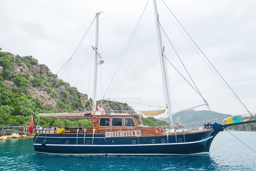 Marmaris Gulet 4 cabin 8 berths 8 guests 22 m Listing Number: #25748 2