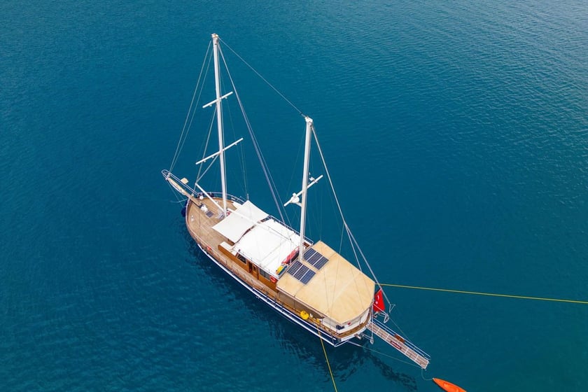 Marmaris Gulet 4 cabin 8 berths 8 guests 22 m Listing Number: #25748 5