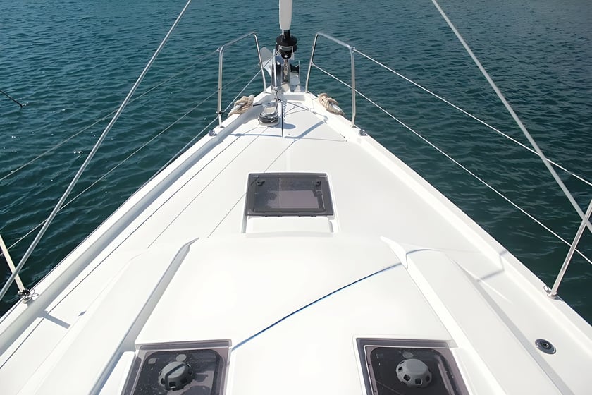 Palma de Mallorca Sailboat 3 cabin 8 berths 8 guests 12.43 m Listing Number: #2575 5