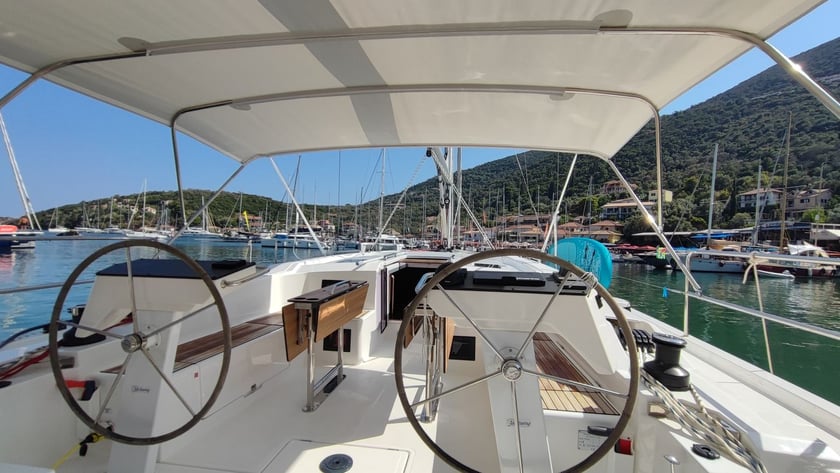 Syvota Sailboat 5 cabin 12 berths 12 guests 14.5 m Listing Number: #25773 5