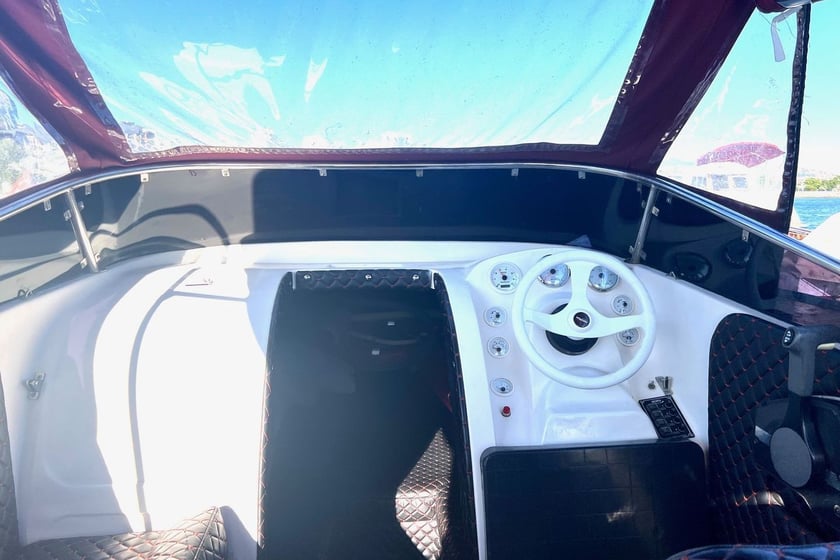 Kadıköy Sürat Teknesi   Seyir 5 kişi 8 m İlan No: #25785 4